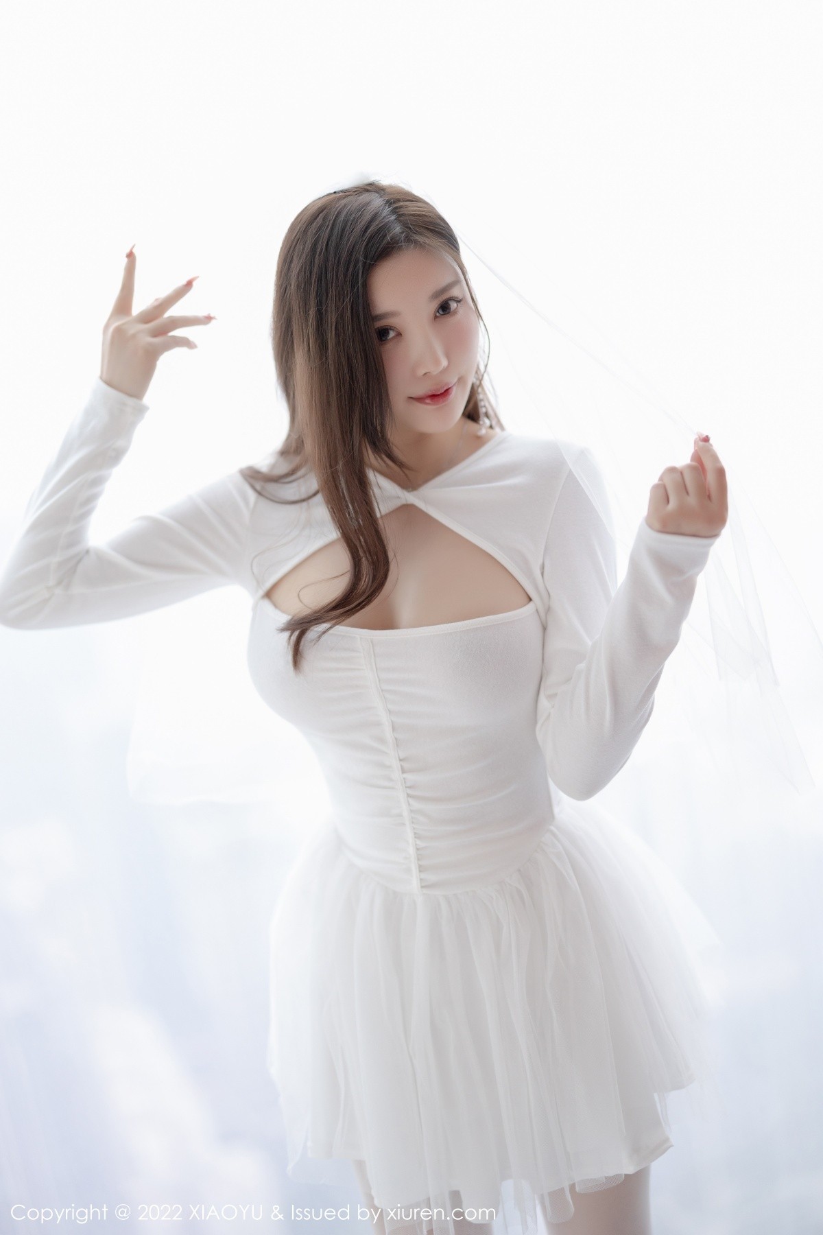 xgyw.top_[XiaoYu画语界]Vol.739_女神杨晨晨Yome性感白色婚纱配白丝袜秀完美身材惹火诱惑写真72P