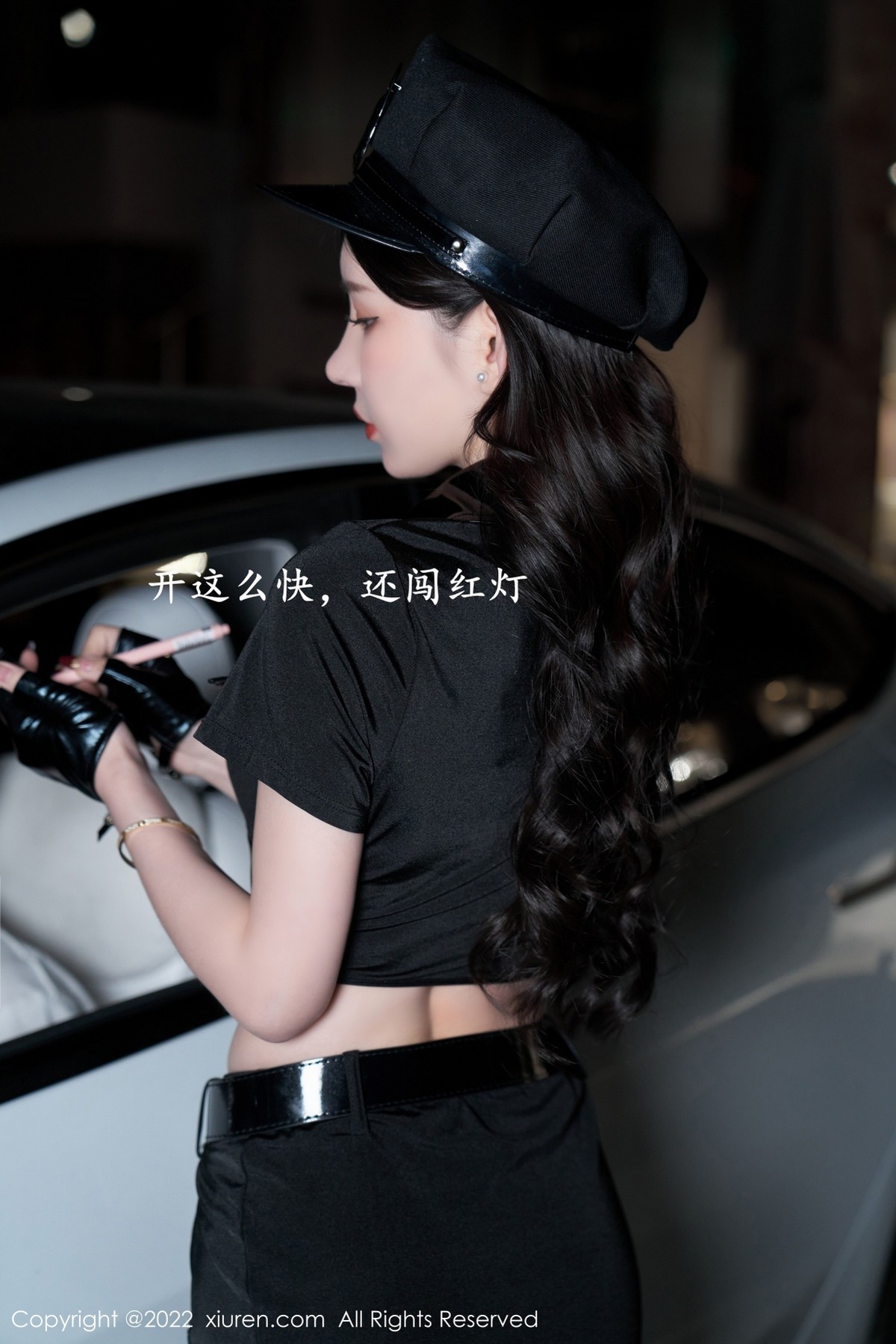 xgyw.top_[XiuRen秀人网]No.4741_女神周于希Sally女警官主题黑色短裙露蕾丝内裤秀翘臀诱惑写真72P