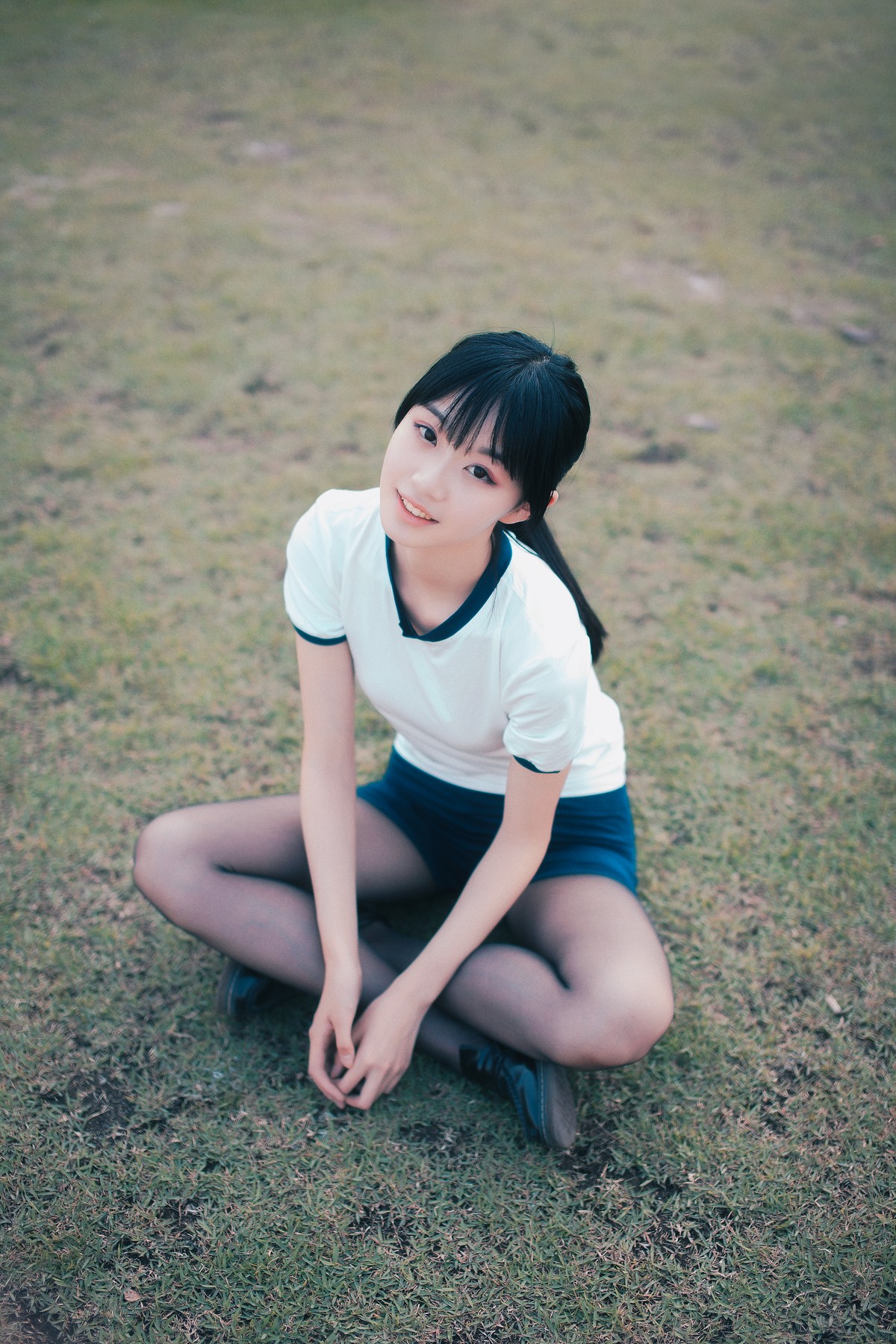 xgyw.top_网红Cosplay沧霁桔梗黑丝体操服主题学校体育场紧身体操服秀完美身材性感写真53P