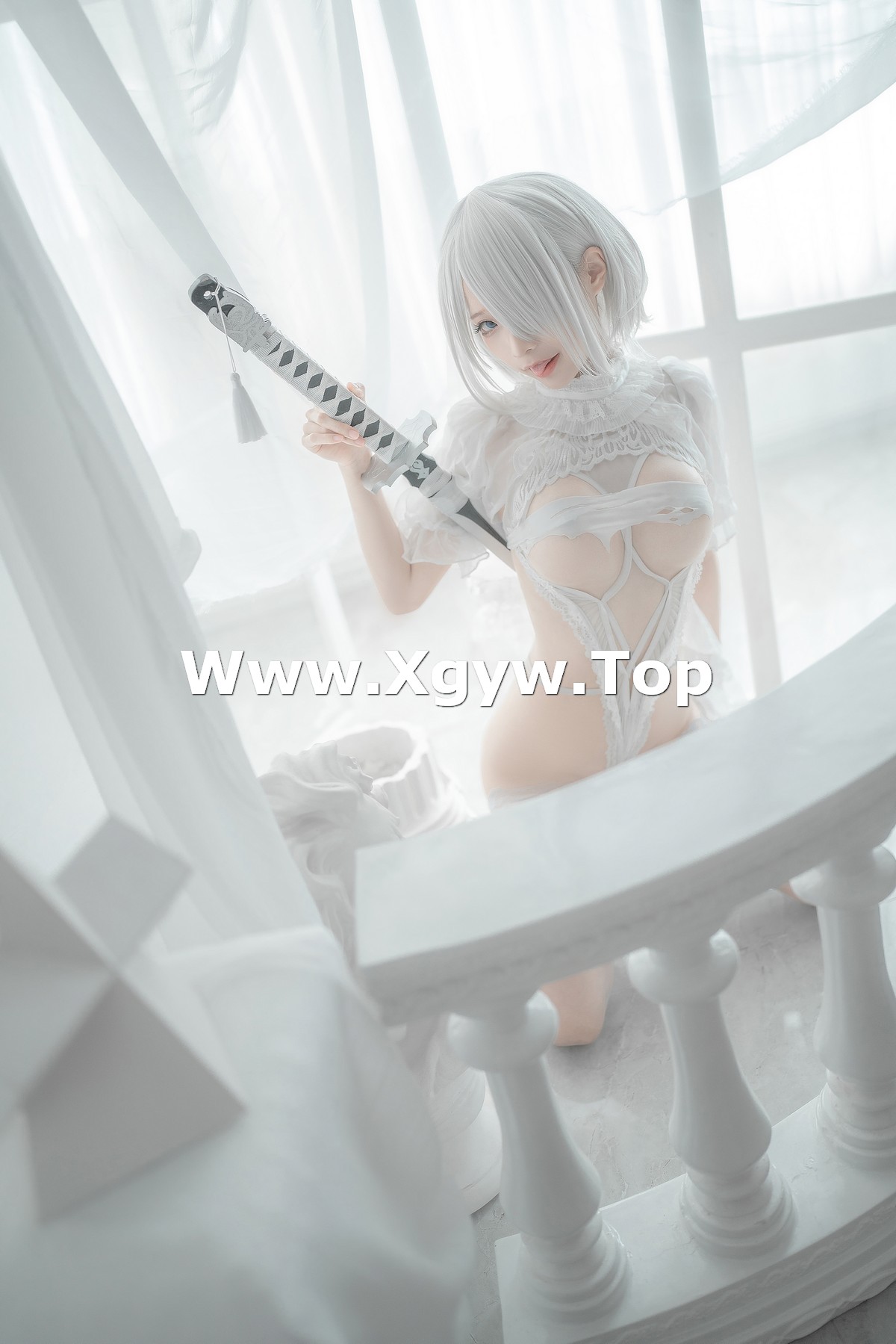 xgyw.top_动漫博主蠢沫沫2B白婚纱主题私房性感白色情趣薄纱配蕾丝袜秀火辣身材诱惑写真59P