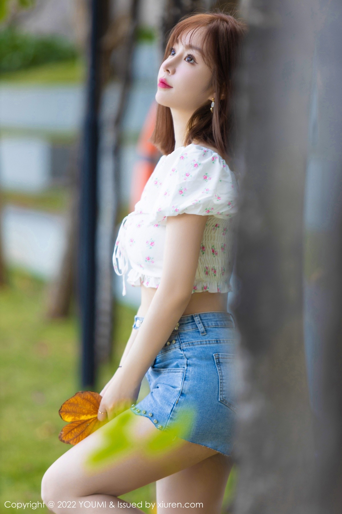 xgyw.top_[YouMi尤蜜荟]Vol.767_女神王雨纯三亚旅拍私房白色轻透上衣配蕾丝内衣完美诱惑写真73P