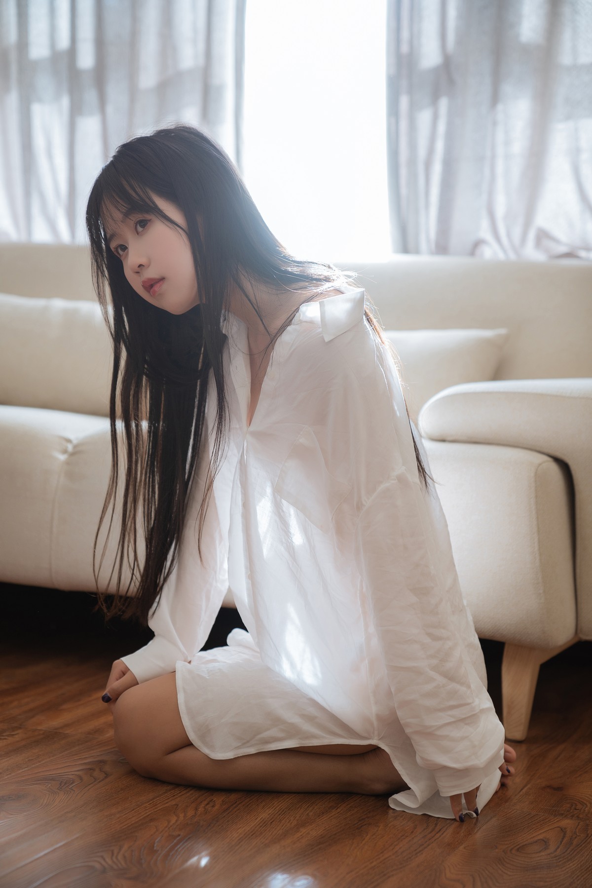 xgyw.top_阳光美少女萌芽儿o0浴缸主题私房浴室性感白色薄透服饰配蕾丝内衣湿身诱惑写真72P