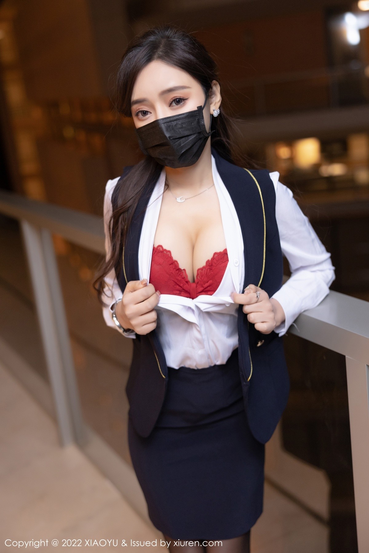 xgyw.top_[XiaoYu画语界]Vol.743_女神王馨瑶yanni惠州旅拍脱职业套装露红色蕾丝内衣诱惑写真75P