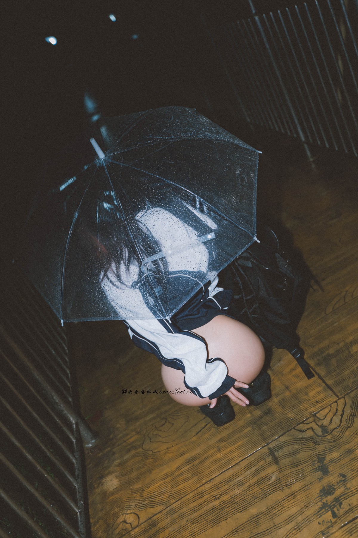xgyw.top_动漫博主柒柒要乖哦校服主题性感校服大尺度全脱露火辣身材遮点极致诱惑写真42P