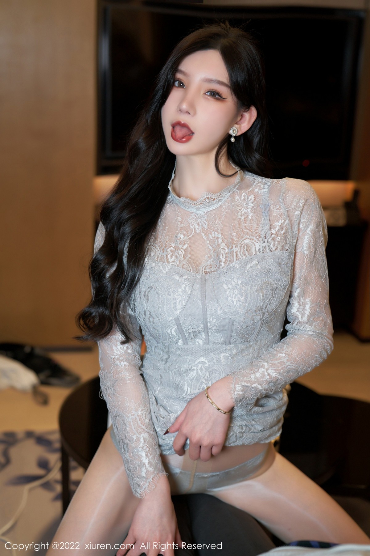 xgyw.top_XiuRen第4774期_女神周于希Sally温柔贤妻主题半脱露蕾丝内衣秀完美身材诱惑写真75P