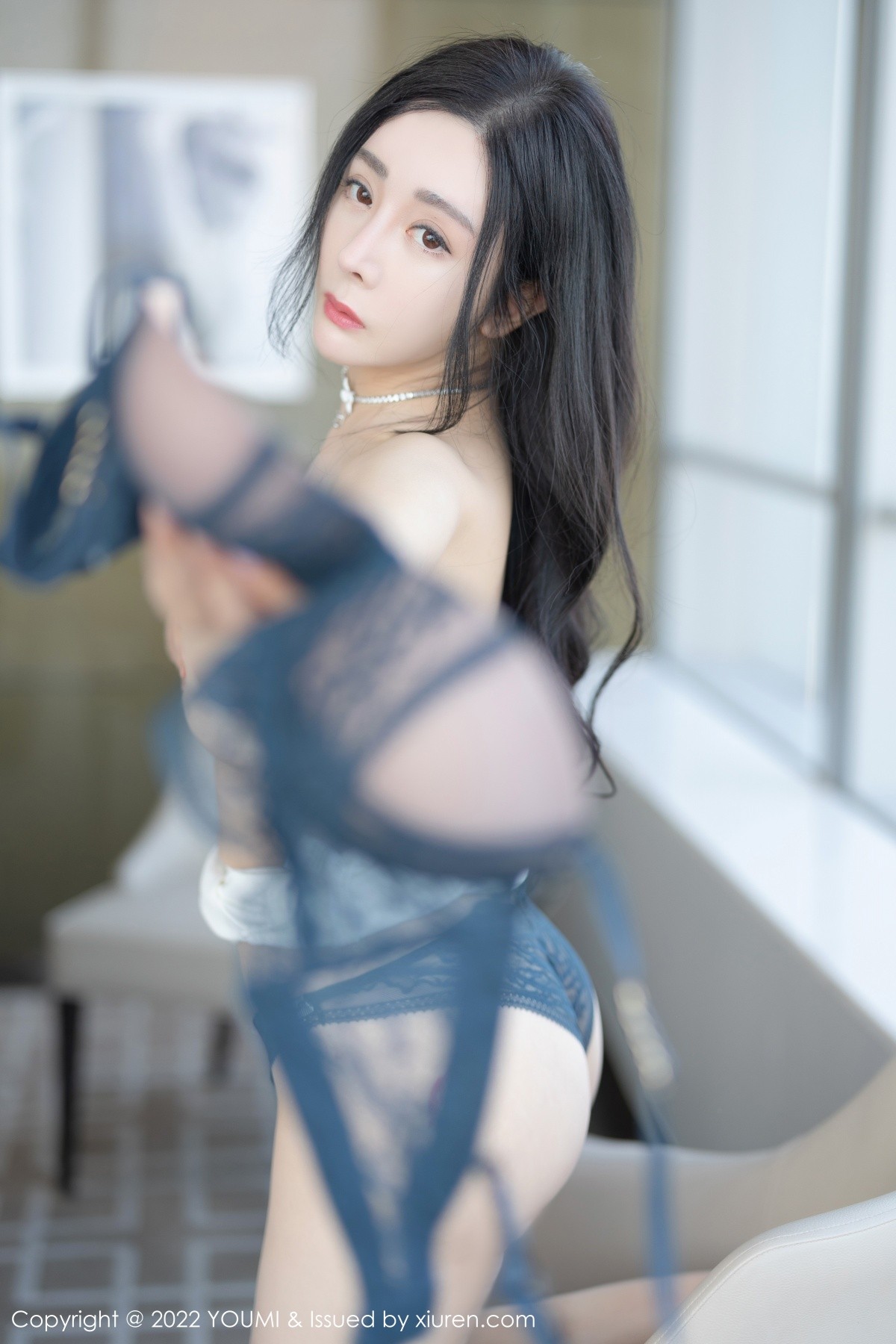 xgyw.top_[YouMi尤蜜荟]Vol.769_模特允爾私房半脱性感职业装露蕾丝内衣开档肉丝撩人诱惑写真61P