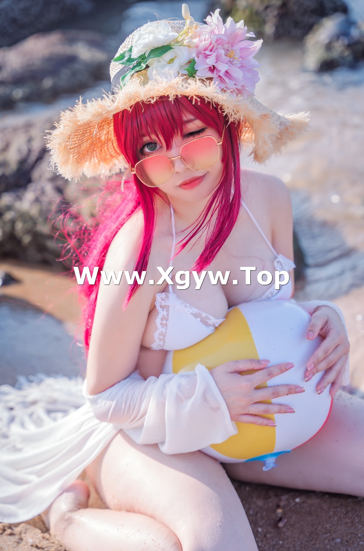 xgyw.top_网络美女啊日日_Ganlory絮库夫泳装主题海边半脱露性感泳装秀完美身材诱惑写真40P