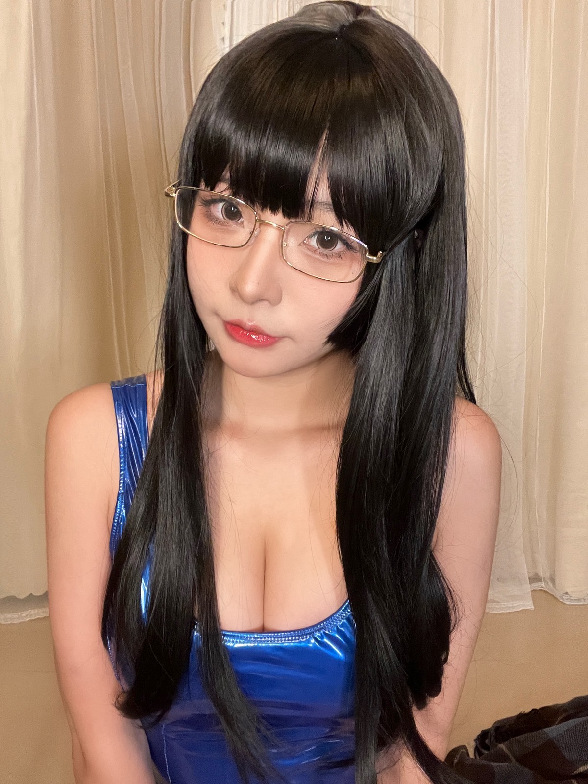 xgyw.top_网络美女yuuhui玉汇游泳部学姐主题性感深V皮质连体泳装秀完美身材诱惑写真30P