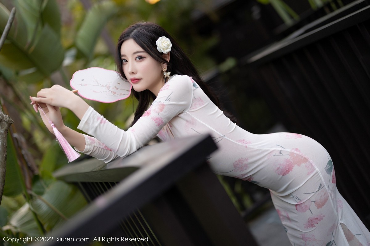 xgyw.top_XiuRen第4800期_女神杨晨晨Yome轻透白色旗袍配肉丝秀完美身材迷人诱惑写真78P