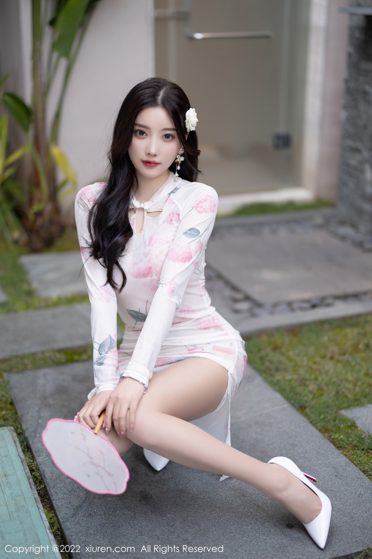 xgyw.top_XiuRen第4800期_女神杨晨晨Yome轻透白色旗袍配肉丝秀完美身材迷人诱惑写真78P