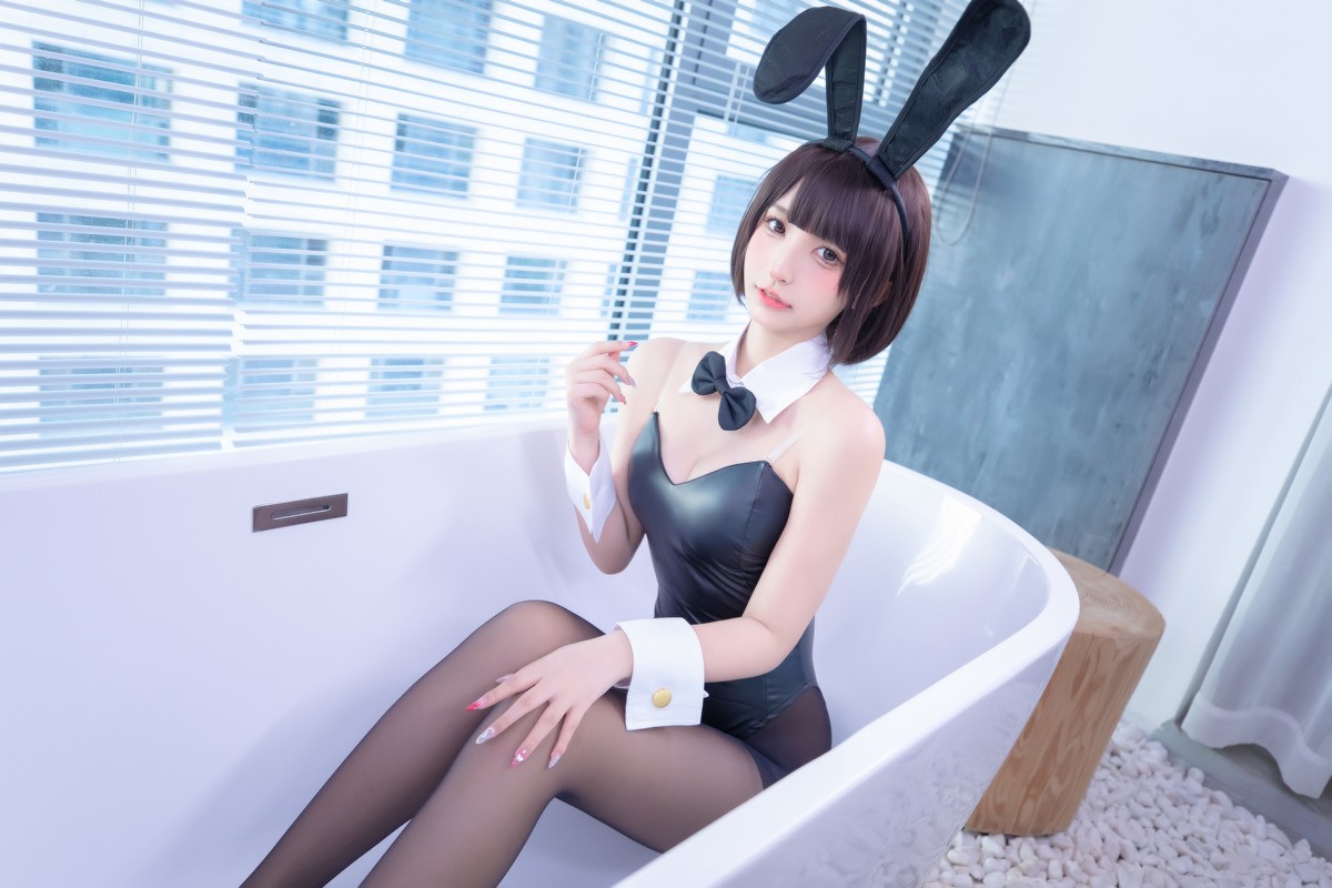 xgyw.top_萝莉美女神楽坂真冬兔女郎与钢管主题低胸连体衣配黑丝裤袜秀完美身材诱惑写真150P