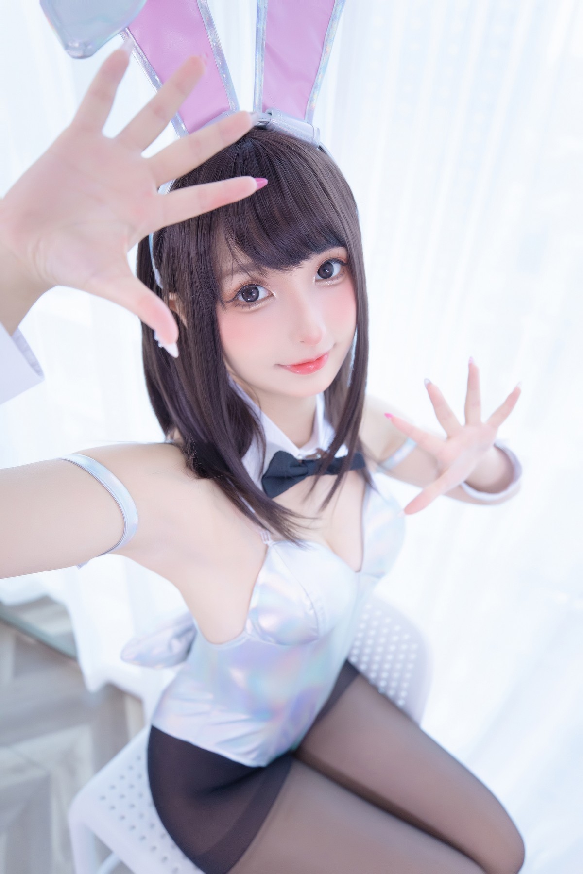xgyw.top_萝莉美女神楽坂真冬兔女郎与钢管主题低胸连体衣配黑丝裤袜秀完美身材诱惑写真150P