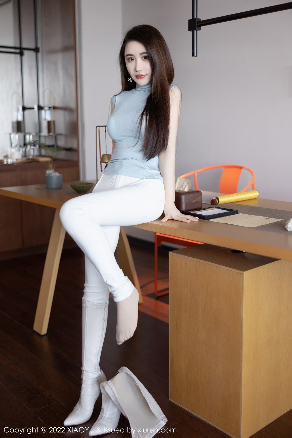 xgyw.top_[XiaoYu画语界]Vol.747_女神绯月樱-Cherry惠州旅拍蓝色上衣半脱露性感内衣诱惑写真65P