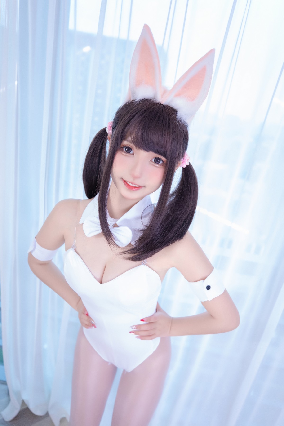 xgyw.top_萝莉美女神楽坂真冬兔女郎与钢管主题低胸连体衣配黑丝裤袜秀完美身材诱惑写真150P