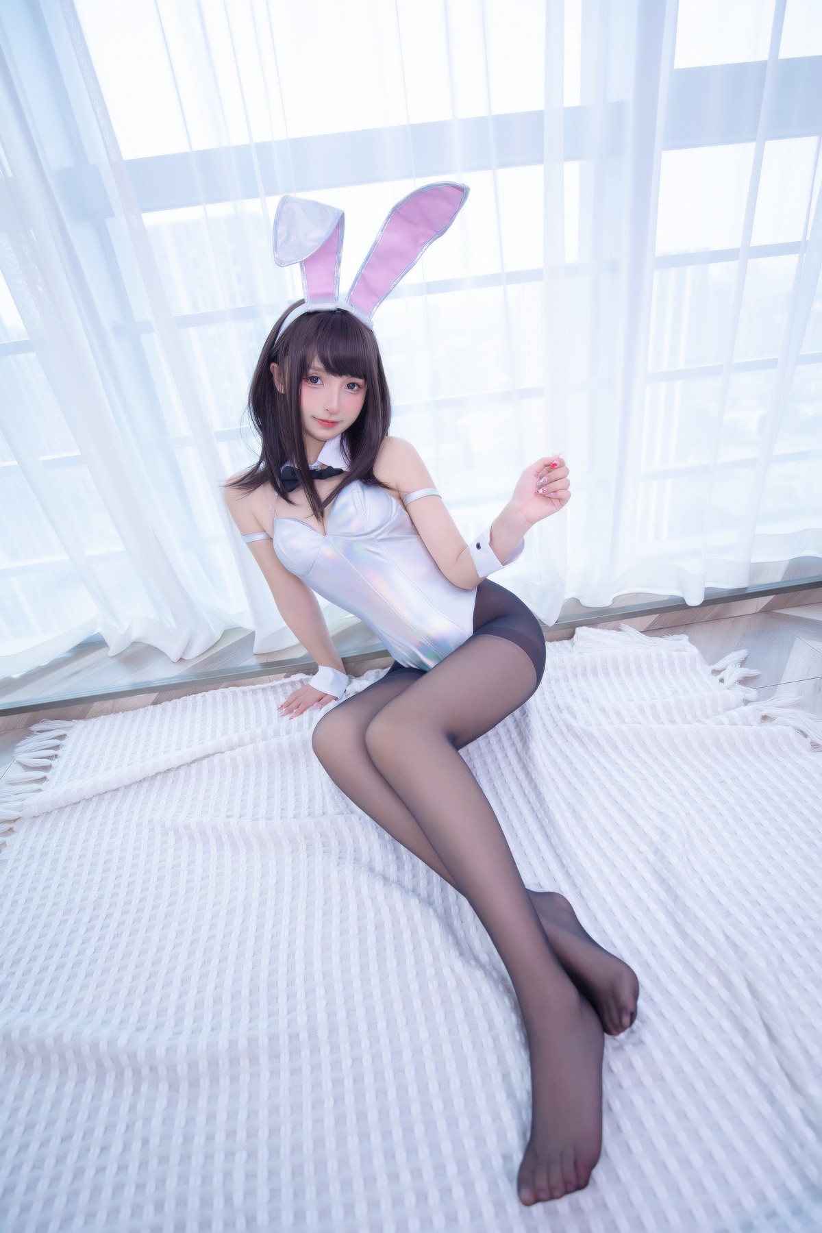 xgyw.top_萝莉美女神楽坂真冬兔女郎与钢管主题低胸连体衣配黑丝裤袜秀完美身材诱惑写真150P