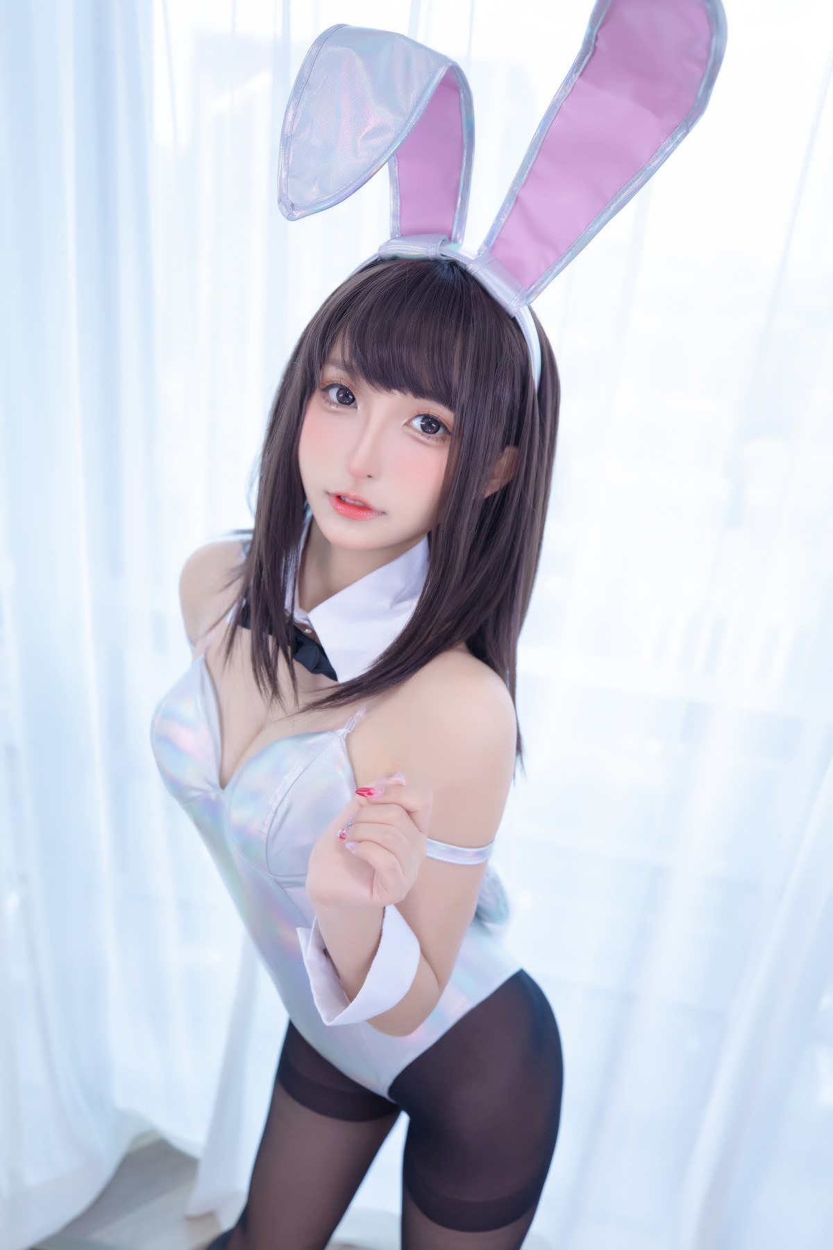 xgyw.top_萝莉美女神楽坂真冬兔女郎与钢管主题低胸连体衣配黑丝裤袜秀完美身材诱惑写真150P