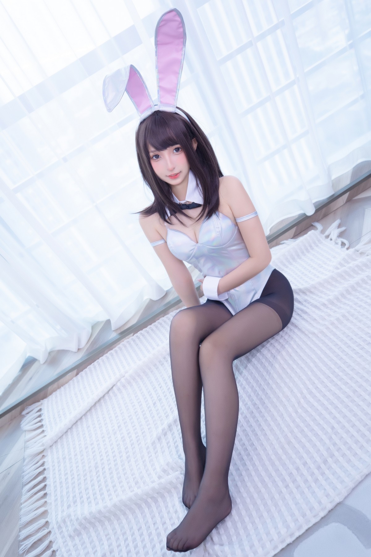 xgyw.top_萝莉美女神楽坂真冬兔女郎与钢管主题低胸连体衣配黑丝裤袜秀完美身材诱惑写真150P