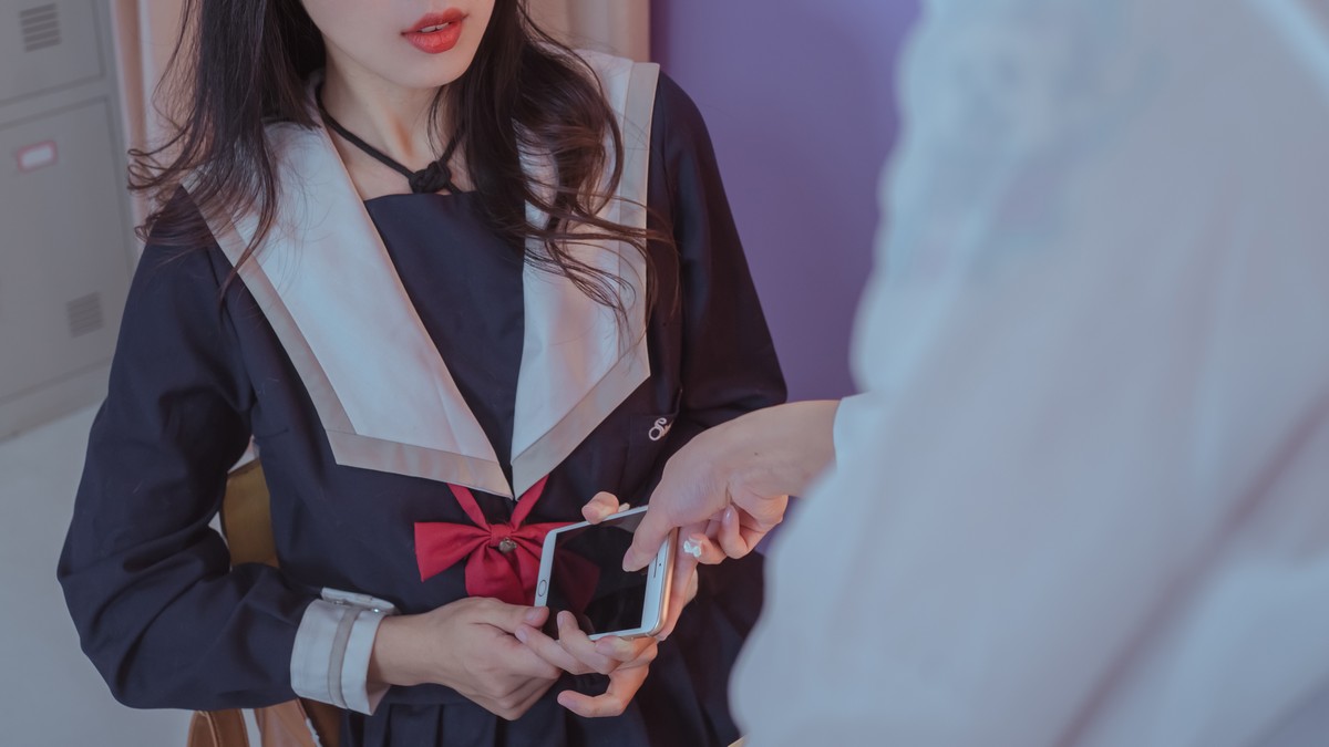 xgyw.top_Coser美女云溪溪双人教室主题教室里性感姐妹花情趣捆绑秀火辣身材诱惑写真60P