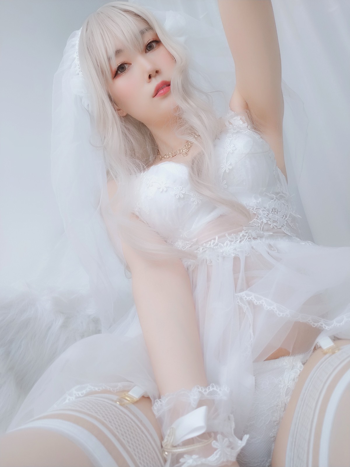 xgyw.top_Coser小姐姐白银81纯白花嫁主题私房性感白色薄纱配白丝袜露性感内衣诱惑写真161P