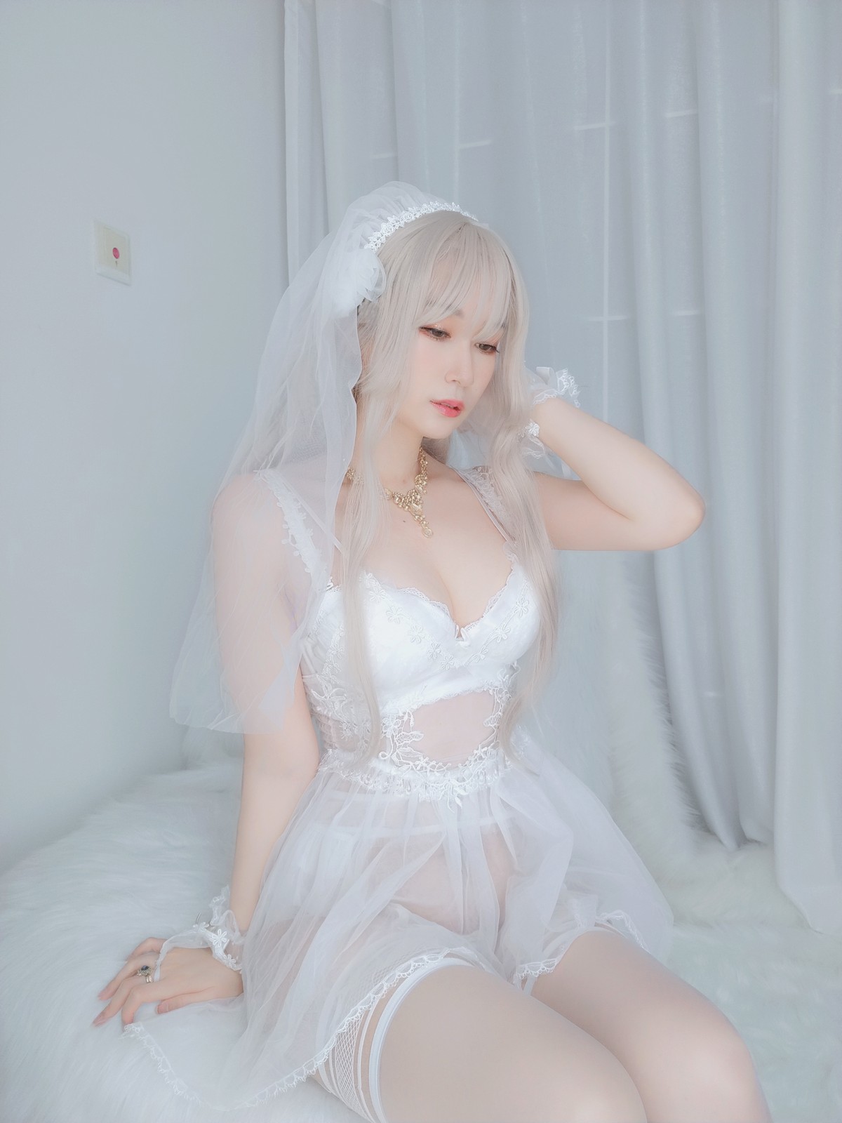 xgyw.top_Coser小姐姐白银81纯白花嫁主题私房性感白色薄纱配白丝袜露性感内衣诱惑写真161P