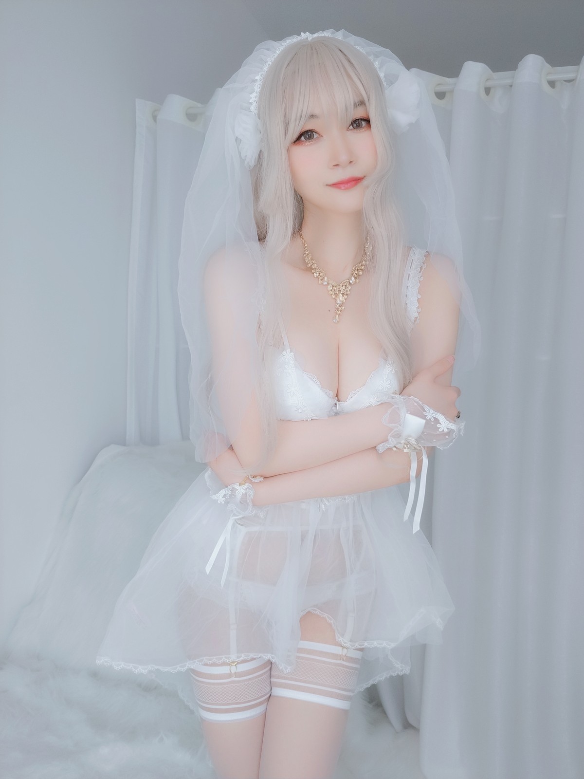 xgyw.top_Coser小姐姐白银81纯白花嫁主题私房性感白色薄纱配白丝袜露性感内衣诱惑写真161P