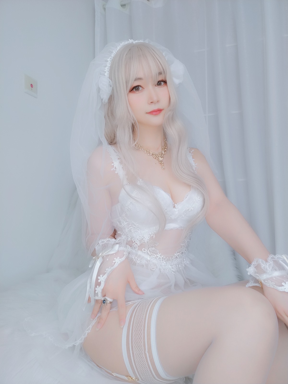xgyw.top_Coser小姐姐白银81纯白花嫁主题私房性感白色薄纱配白丝袜露性感内衣诱惑写真161P