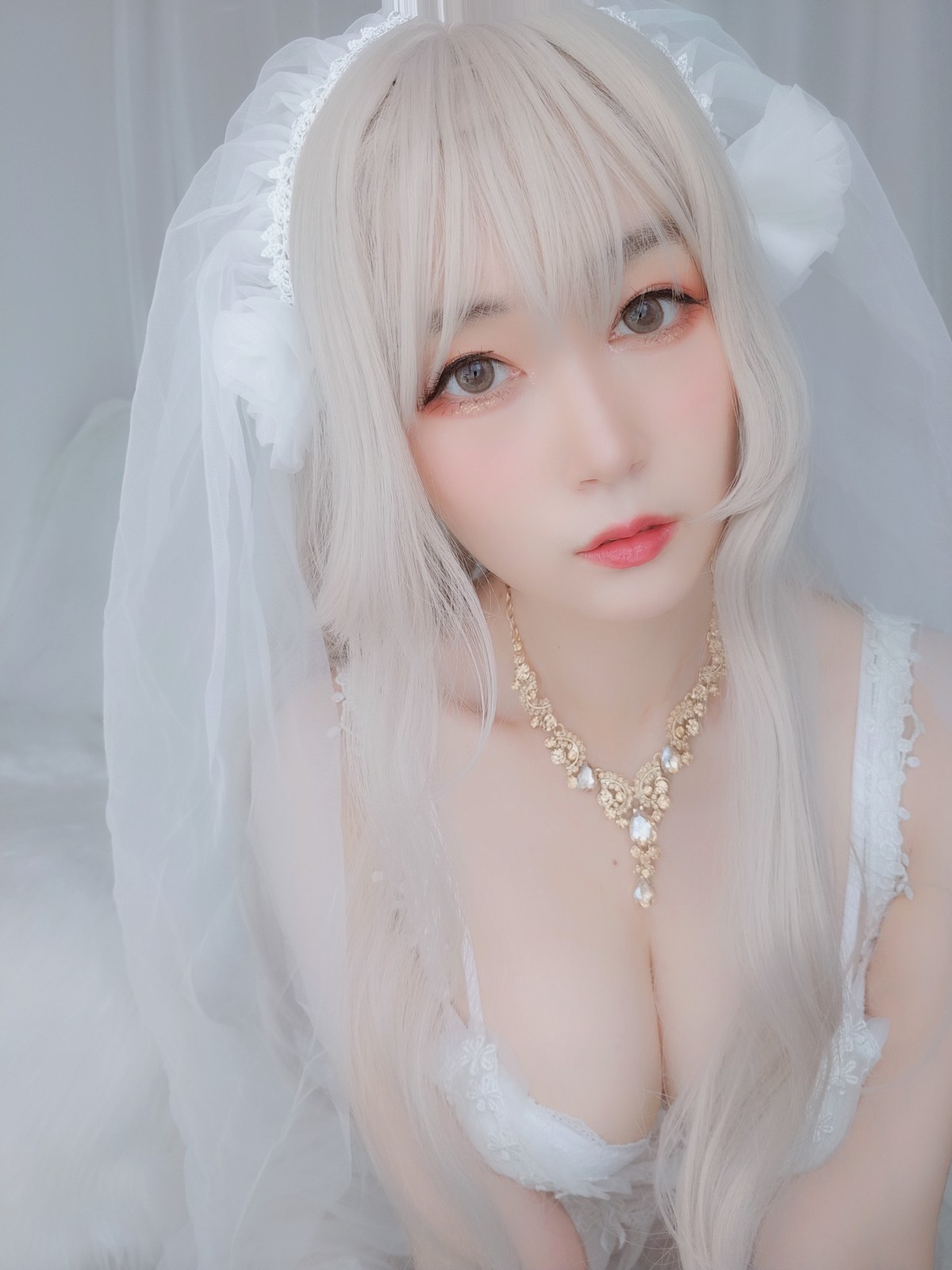 xgyw.top_Coser小姐姐白银81纯白花嫁主题私房性感白色薄纱配白丝袜露性感内衣诱惑写真161P