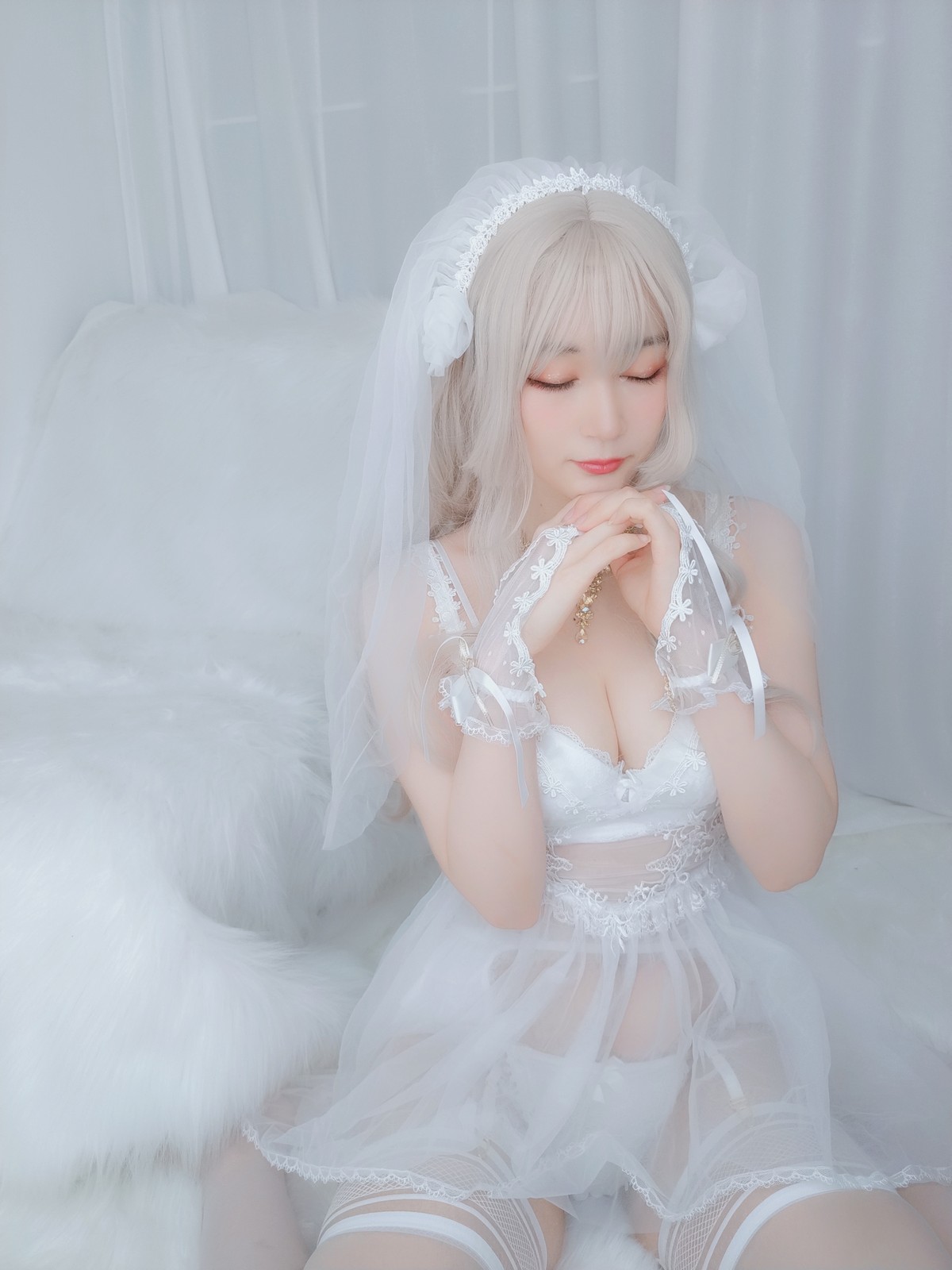 xgyw.top_Coser小姐姐白银81纯白花嫁主题私房性感白色薄纱配白丝袜露性感内衣诱惑写真161P