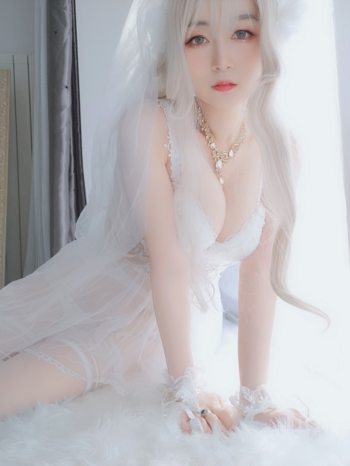 xgyw.top_Coser小姐姐白银81纯白花嫁主题私房性感白色薄纱配白丝袜露性感内衣诱惑写真161P