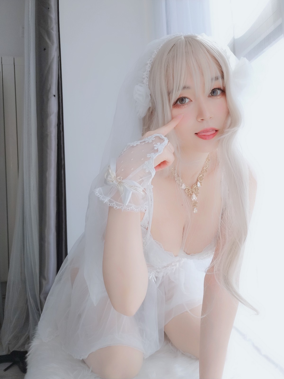 xgyw.top_Coser小姐姐白银81纯白花嫁主题私房性感白色薄纱配白丝袜露性感内衣诱惑写真161P