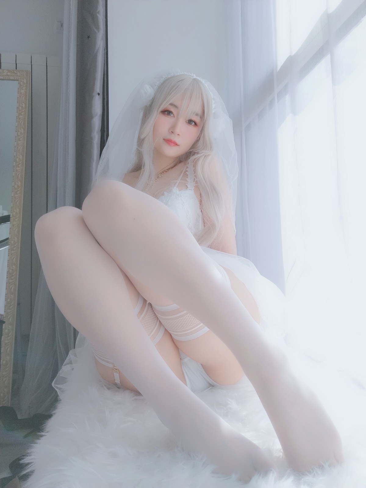 xgyw.top_Coser小姐姐白银81纯白花嫁主题私房性感白色薄纱配白丝袜露性感内衣诱惑写真161P