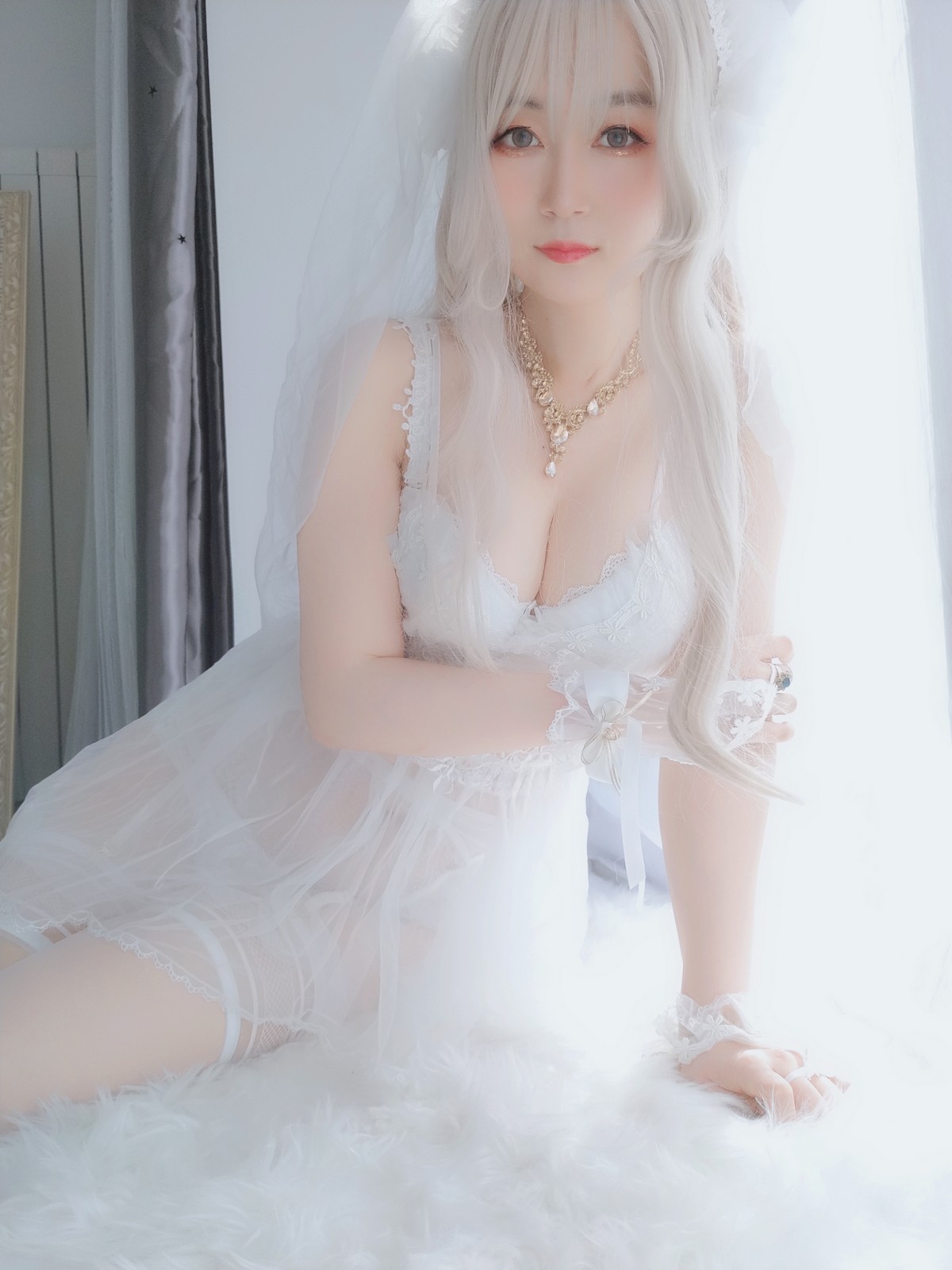xgyw.top_Coser小姐姐白银81纯白花嫁主题私房性感白色薄纱配白丝袜露性感内衣诱惑写真161P