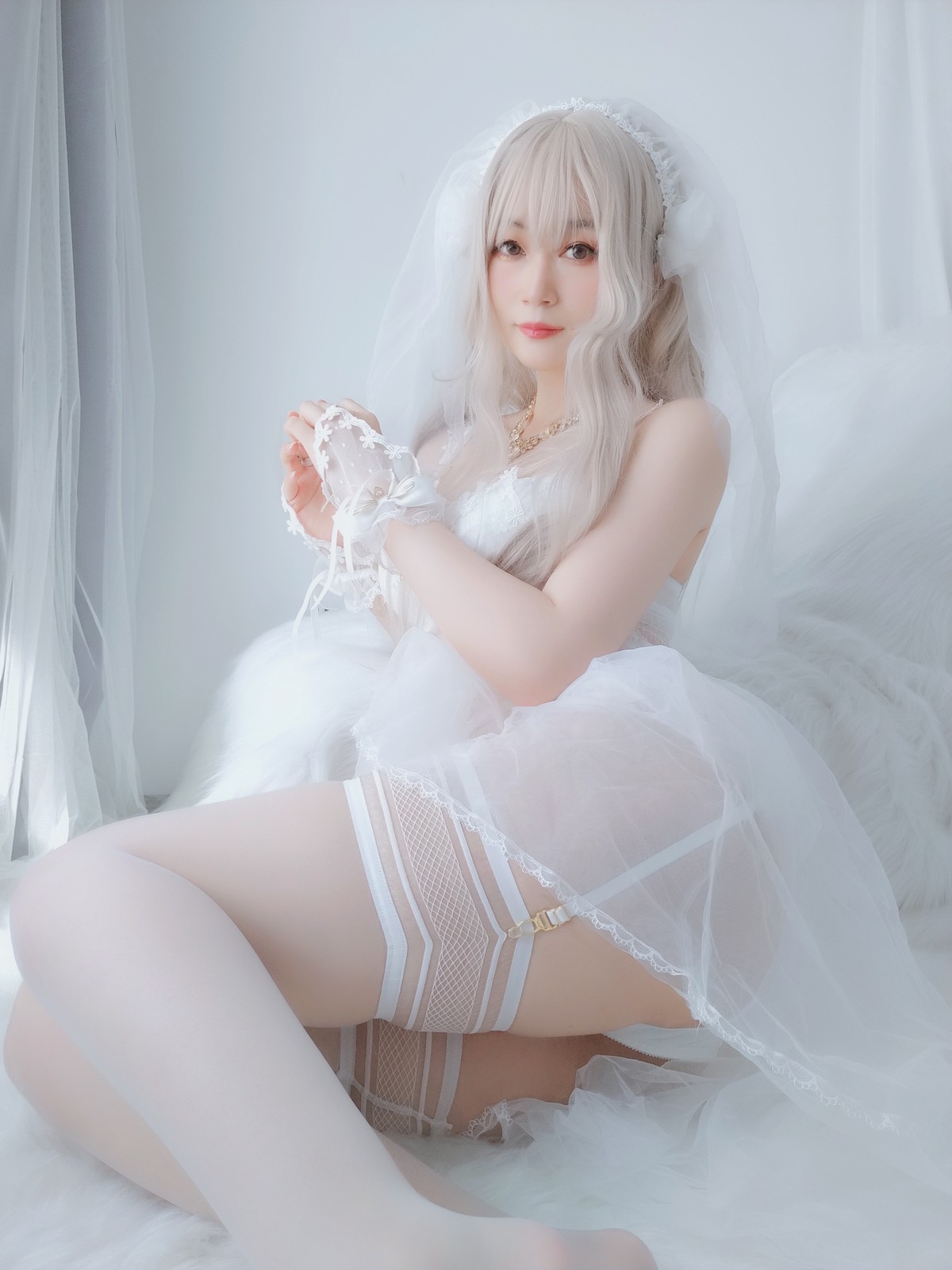 xgyw.top_Coser小姐姐白银81纯白花嫁主题私房性感白色薄纱配白丝袜露性感内衣诱惑写真161P