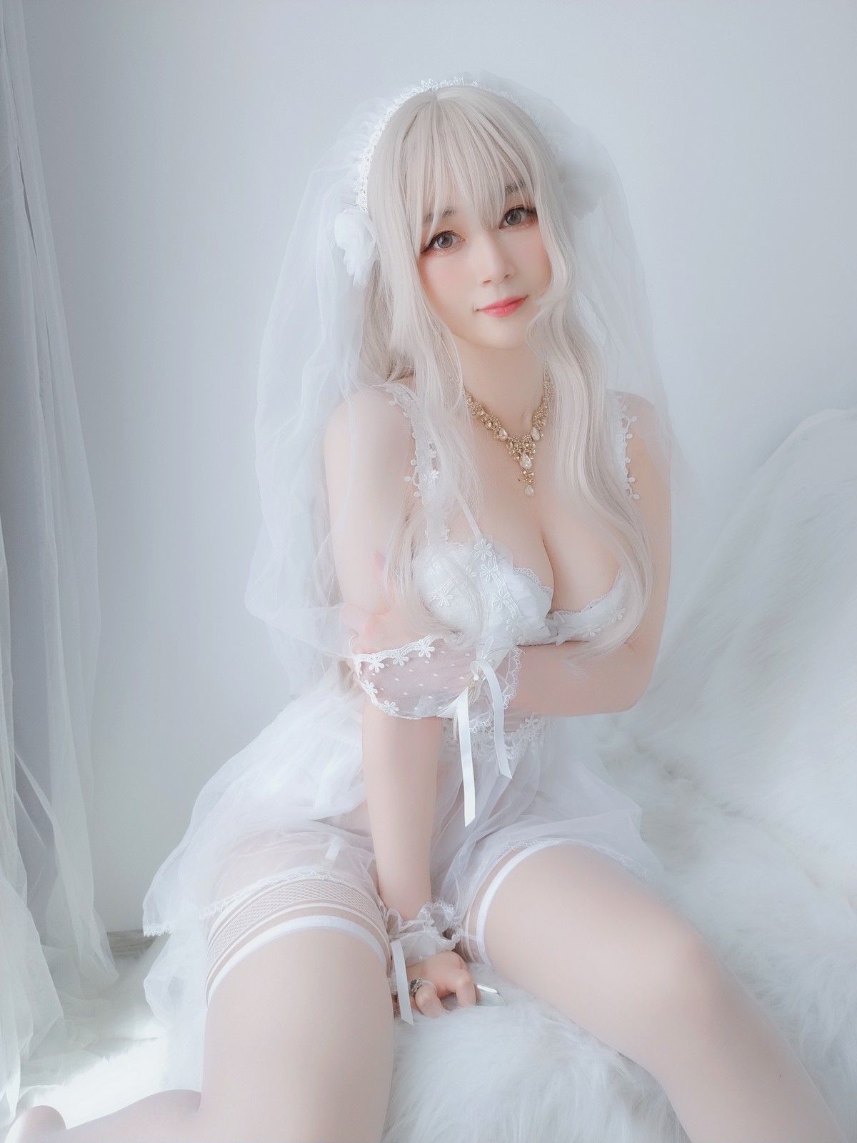 xgyw.top_Coser小姐姐白银81纯白花嫁主题私房性感白色薄纱配白丝袜露性感内衣诱惑写真161P