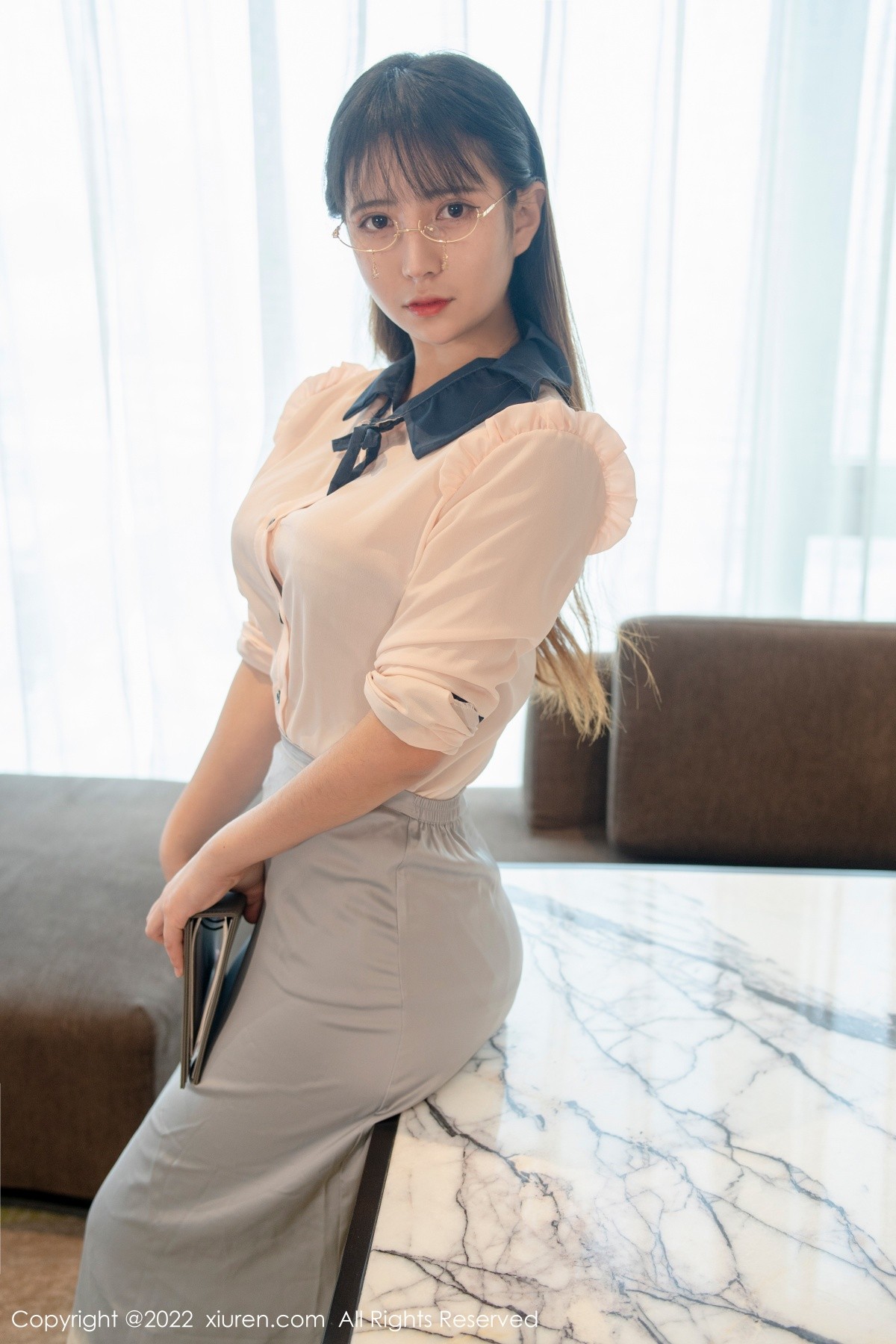 xgyw.top_XiuRen第4808期_模特久久Aimee私房灰色露胸内衣配灰丝袜秀丰满身材诱惑写真67P