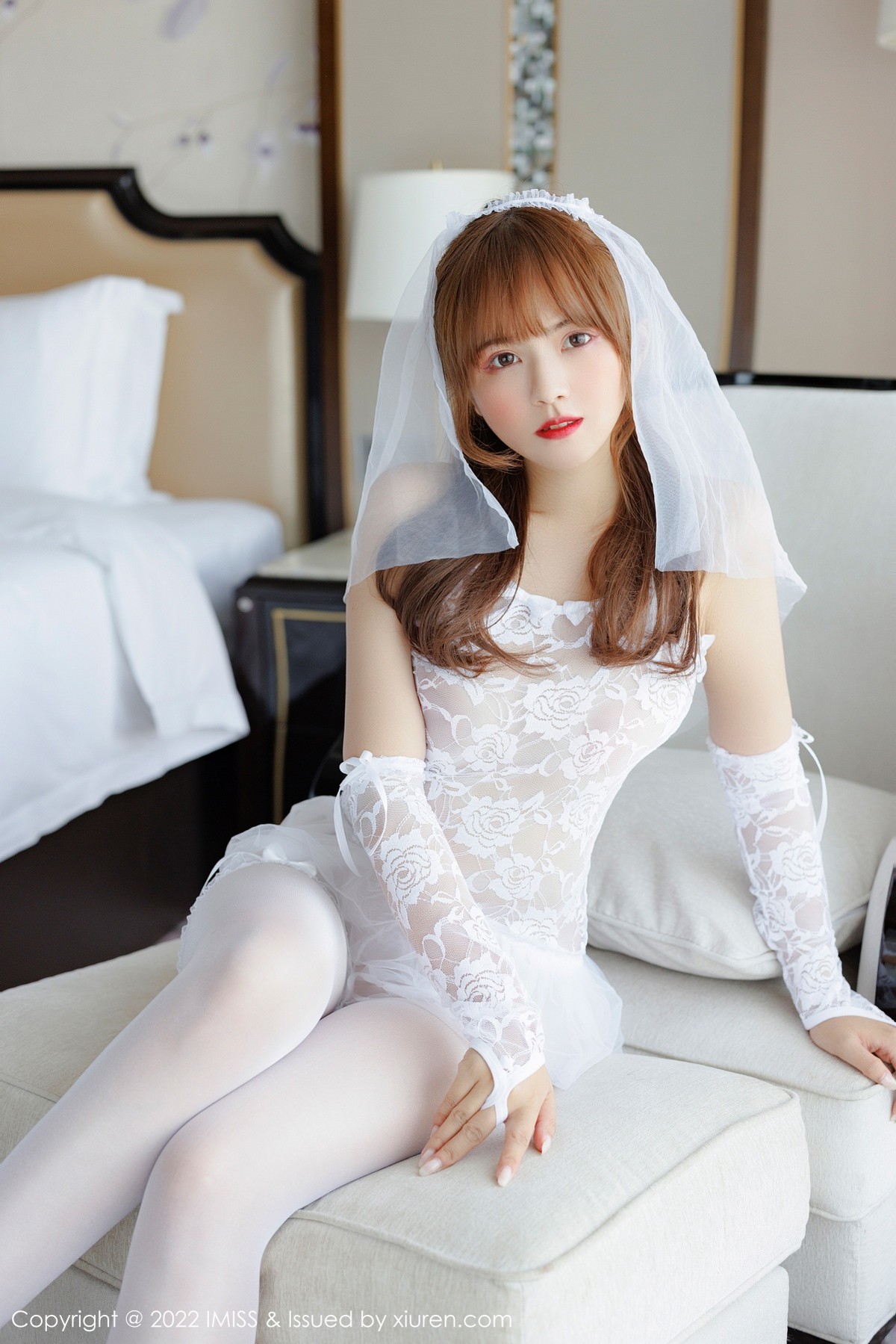 xgyw.top_[IMISS爱蜜社]Vol.674_模特张思允Nice性感白色蕾丝婚纱配白丝袜秀完美身材诱惑写真59P