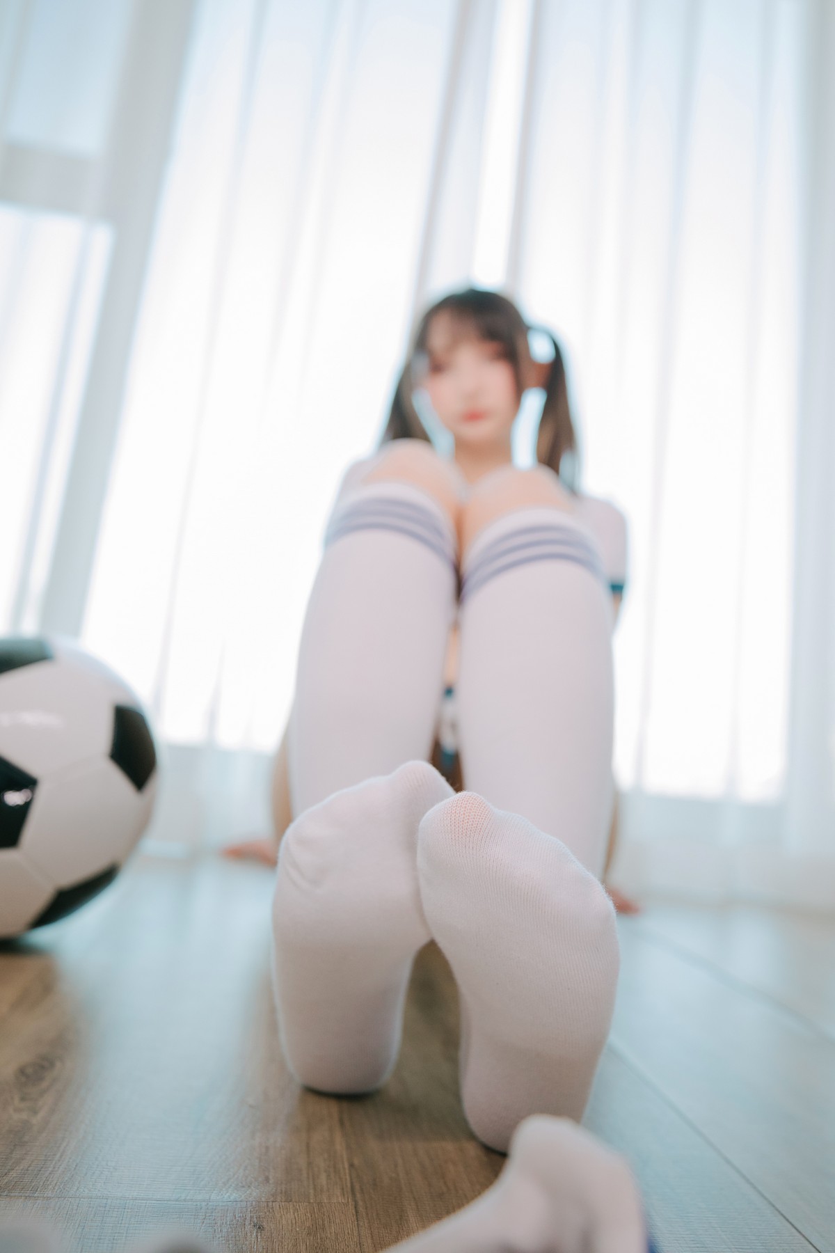 xgyw.top_萝莉美女神楽坂真冬啦啦队少女主题性感运动服系列配超薄肉丝秀完美身材诱惑写真150P