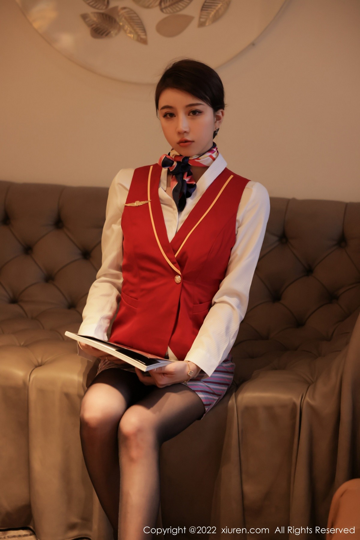 xgyw.top_XiuRen第4824期_模特tina_甜仔大理旅拍脱空姐制服露蕾丝内衣开档黑丝诱惑写真59P