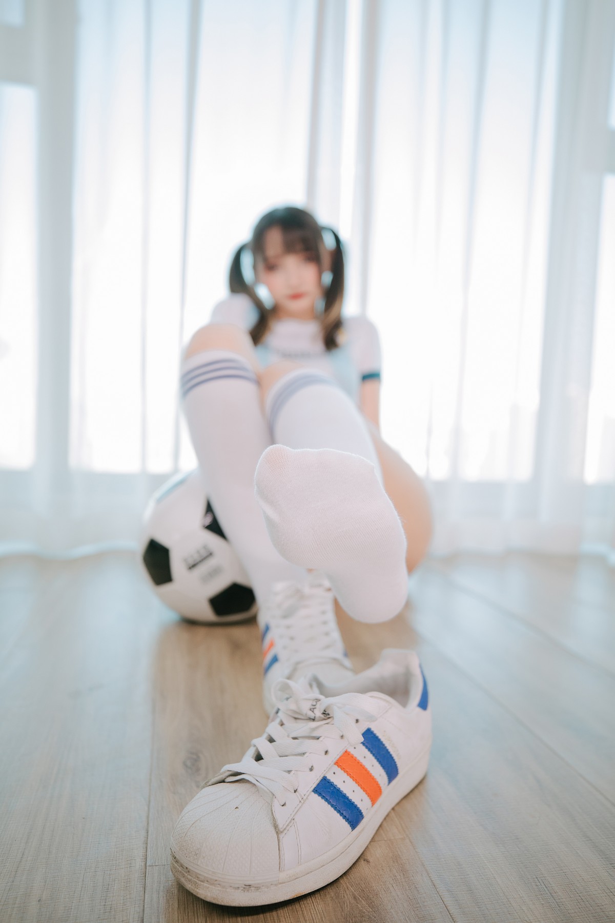 xgyw.top_萝莉美女神楽坂真冬啦啦队少女主题性感运动服系列配超薄肉丝秀完美身材诱惑写真150P