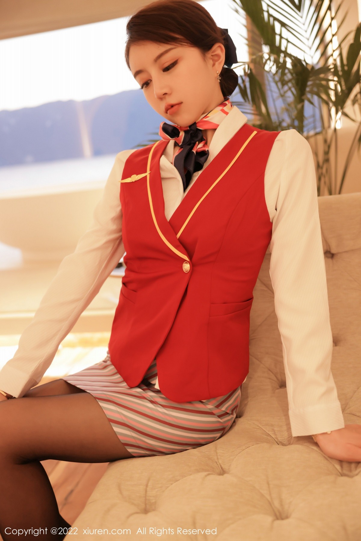 xgyw.top_XiuRen第4824期_模特tina_甜仔大理旅拍脱空姐制服露蕾丝内衣开档黑丝诱惑写真59P