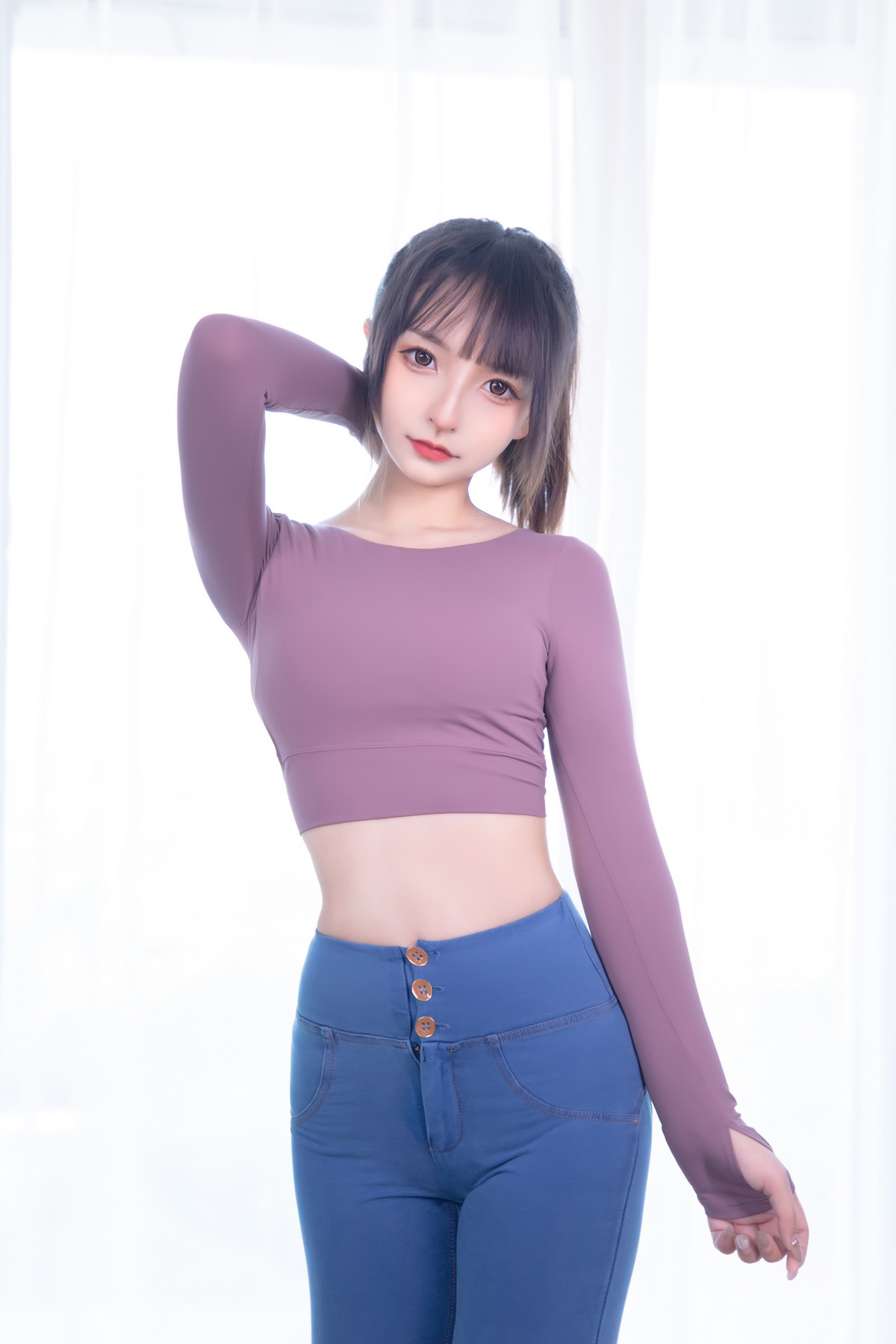 xgyw.top_萝莉美女神楽坂真冬牛仔裤女孩主题私房性感白色蕾丝内衣配牛仔短裤诱惑写真150P