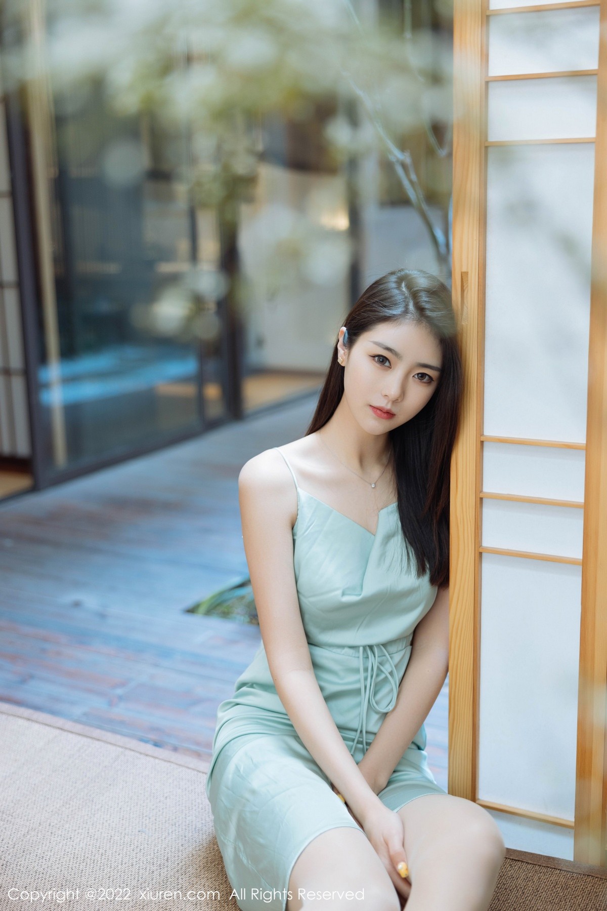 xgyw.top_XiuRen第4832期_模特可乐Vicky黑色收身服饰配超薄黑丝裤袜秀完美身材诱惑写真45P