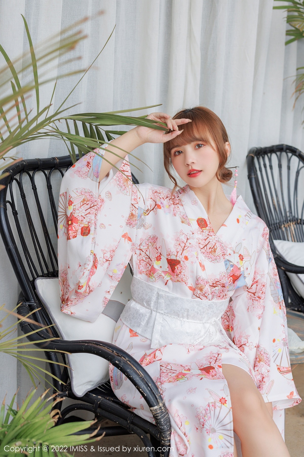 xgyw.top_[IMISS爱蜜社]Vol.676_模特张思允Nice云南心愿旅拍半脱和服露蕾丝内衣完美诱惑写真60P