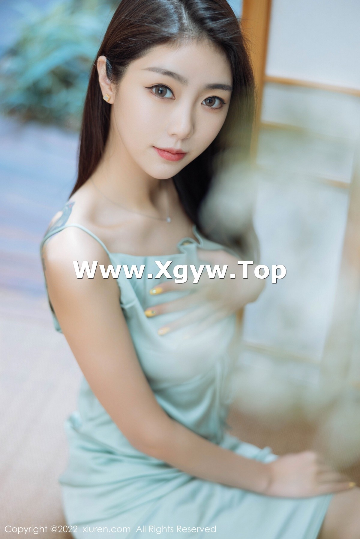 xgyw.top_XiuRen第4832期_模特可乐Vicky黑色收身服饰配超薄黑丝裤袜秀完美身材诱惑写真45P