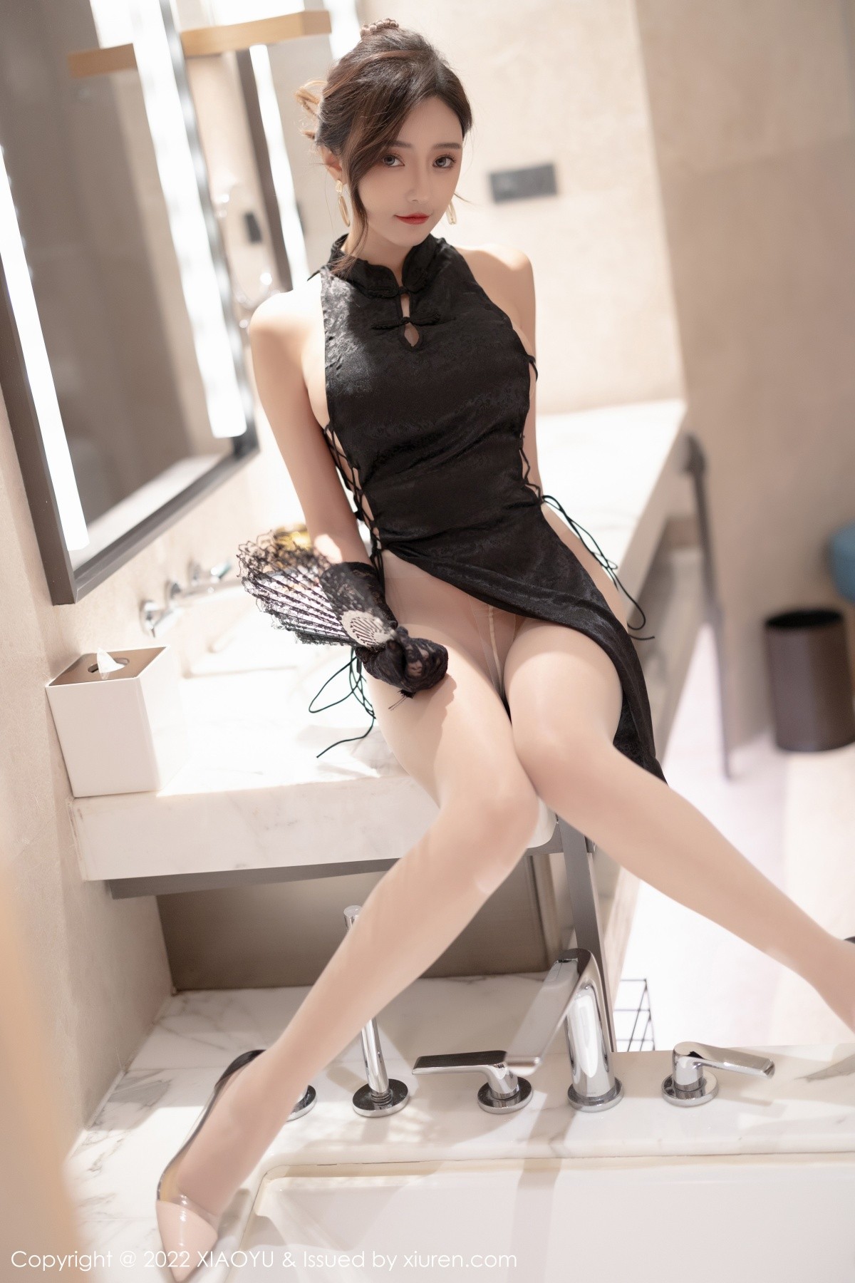 xgyw.top_[XiaoYu画语界]Vol.752_女神王馨瑶yanni惠州旅拍性感精简旗袍配超薄肉丝秀翘臀诱惑写真67P