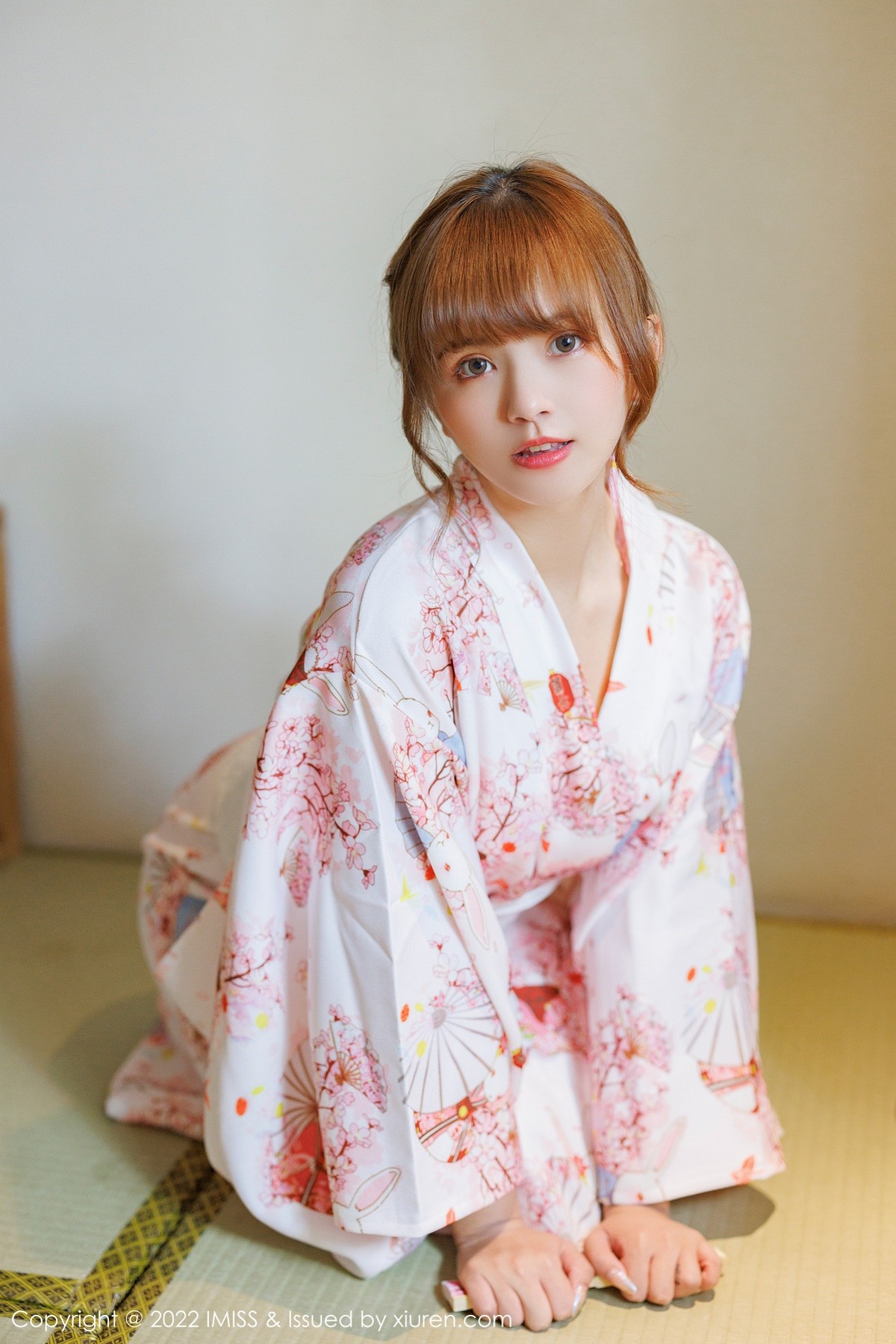 xgyw.top_[IMISS爱蜜社]Vol.676_模特张思允Nice云南心愿旅拍半脱和服露蕾丝内衣完美诱惑写真60P