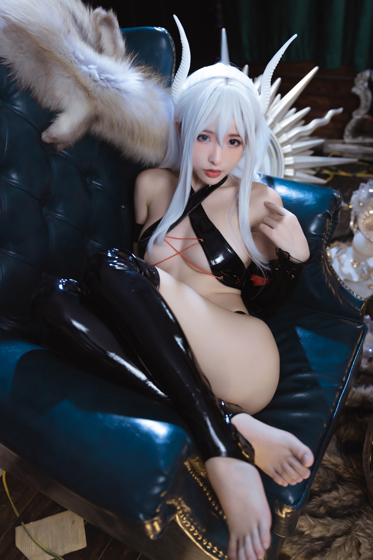 xgyw.top_性感尤物清水由乃白发魅魔主题居家私房性感黑色皮质服饰秀完美身材诱惑写真68P