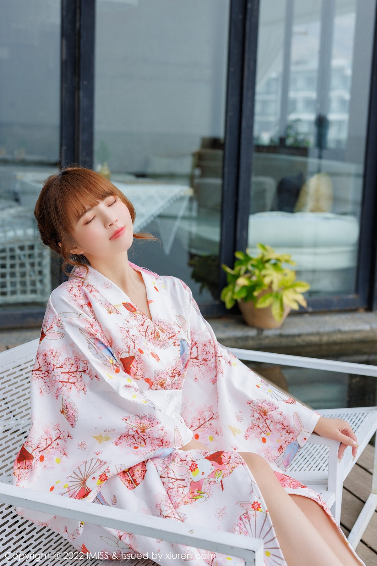 xgyw.top_[IMISS爱蜜社]Vol.676_模特张思允Nice云南心愿旅拍半脱和服露蕾丝内衣完美诱惑写真60P