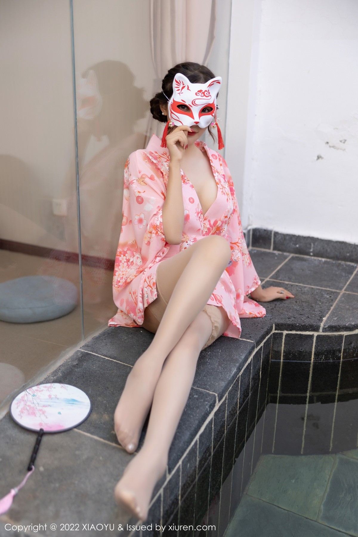 xgyw.top_[XiaoYu画语界]Vol.754_女神王馨瑶yanni云南心愿旅拍粉色华衣裹身秀完美身材诱惑写真71P
