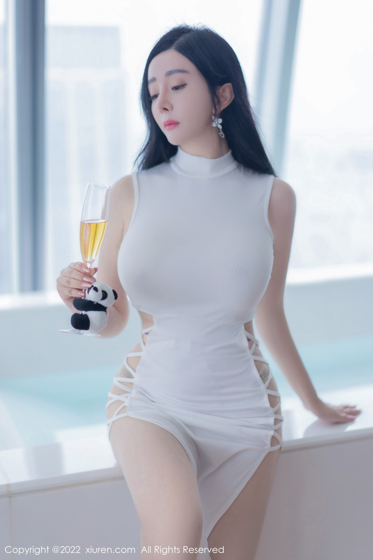 xgyw.top_XiuRen第4855期_模特允爾性感白色收身连衣裙配原色丝袜秀丰满身材撩人诱惑写真54P